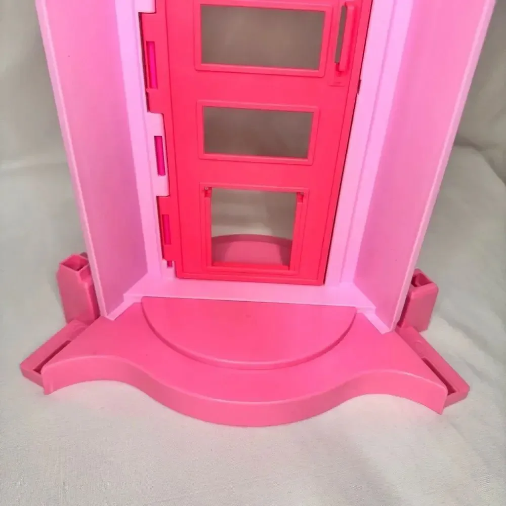 2023 Barbie Dreamhouse Backdoor